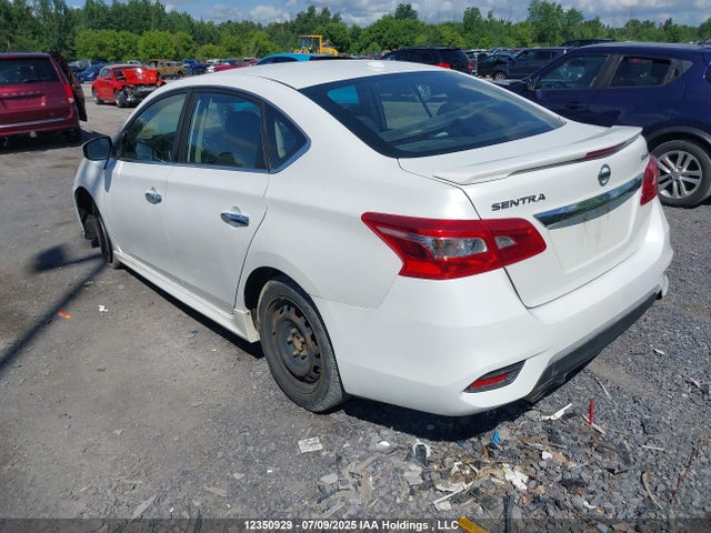 3N1CB7AP8HY221233 Nissan 2017