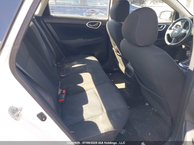 3N1CB7AP8HY221233 Nissan 2017