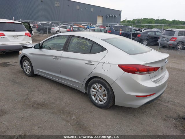 Hyundai Elantra 2017 5NPD74LF2HH055861 Image 3