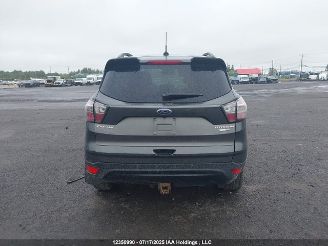 1FMCU9J92HUA55634 Ford Escape