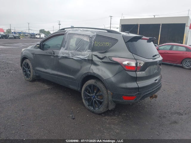 1FMCU9J92HUA55634 Ford Escape