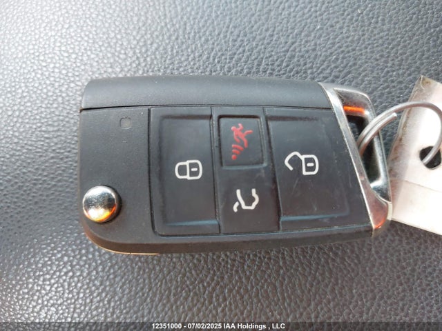 3VWC17AU2GM518264 Volkswagen 1.8 tsi