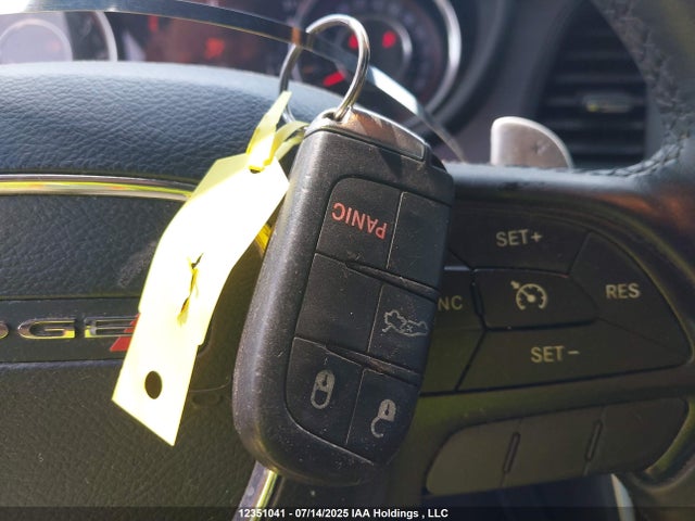 2C3CDZAG0FH713572 Dodge 2015