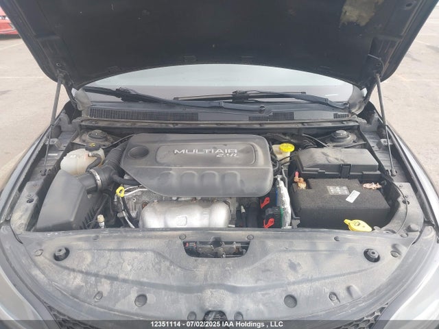 1C3CCCBB0FN506576 Chrysler 200