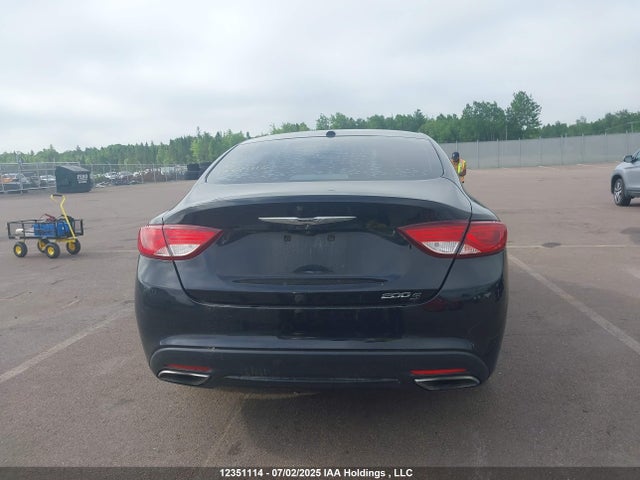 1C3CCCBB0FN506576 Chrysler 200