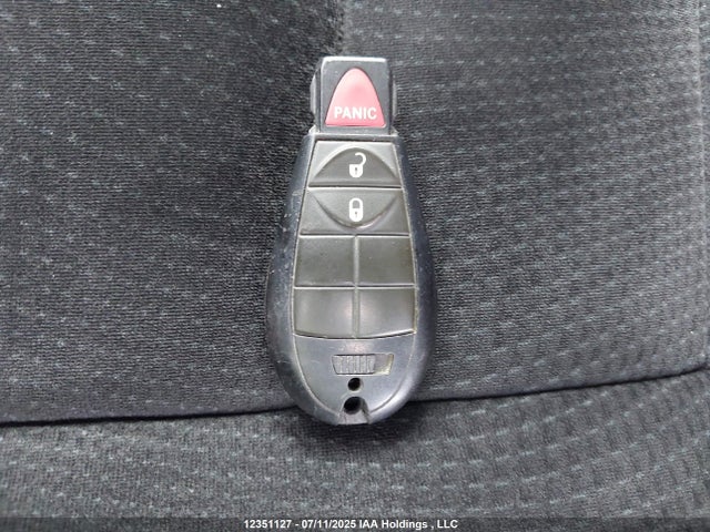 2C4RDGBG9GR275638 Dodge Grand Caravan