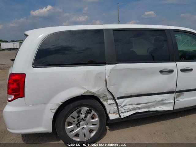 2C4RDGBG9GR275638 Dodge Grand Caravan