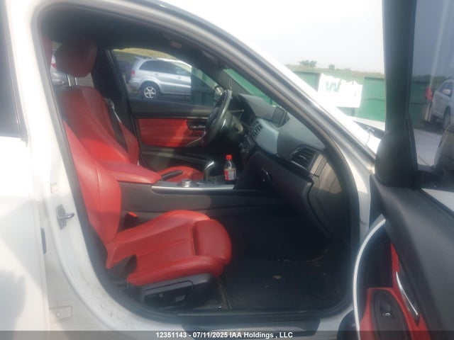 WBA3B3G55FNR89044 BMW 328I