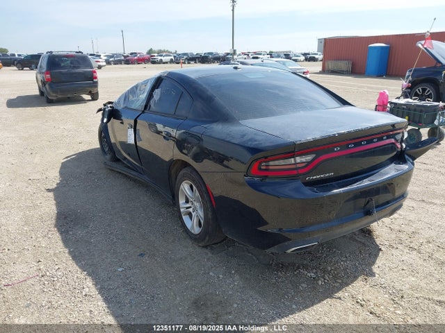 2C3CDXBG3FH871052 Dodge 2015
