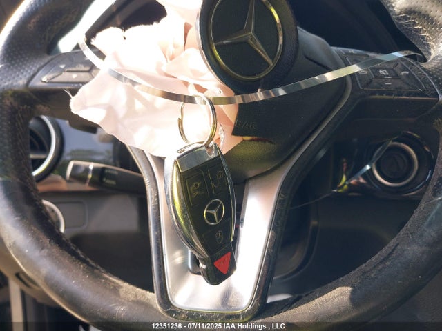 WDCGG0EB5FG351775 Mercedes-Benz 2015
