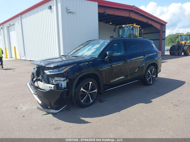 5TDLZRBH2NS202188 Toyota 2gr-fks