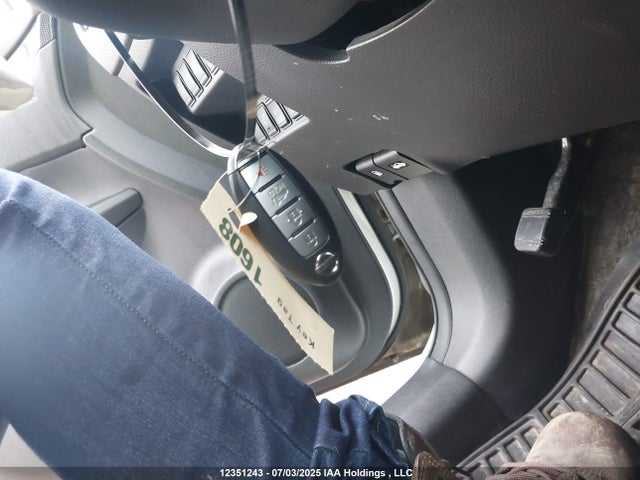 5N1AT2MV5FC918178 Nissan Rogue
