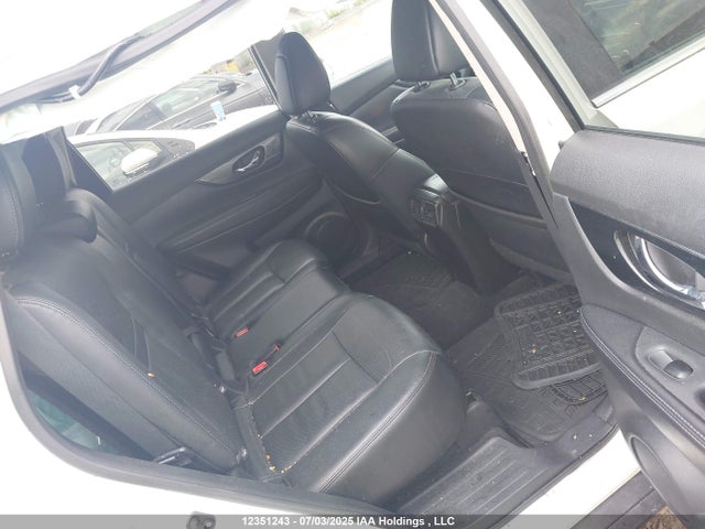 5N1AT2MV5FC918178 Nissan Rogue