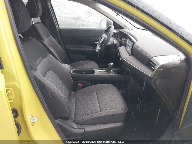 3N8AP6CA7SL318215 Nissan kicks mpv