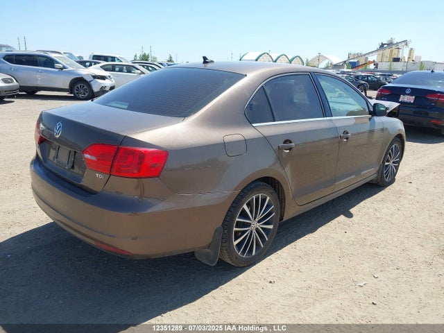 Volkswagen Jetta 2014 3VWLL7AJ7EM251944 Image 4
