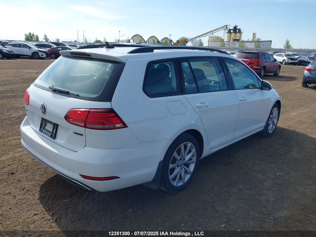 3VW217AU3KM507956 Volkswagen 2019