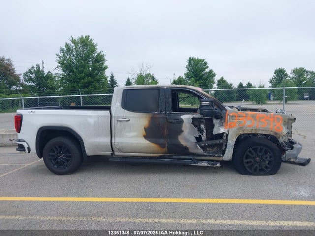 1GTUUCE87SZ245673 GMC SIERRA 1500