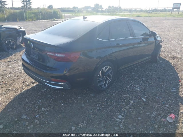 3VWGM7BU1RM051512 Volkswagen tsi