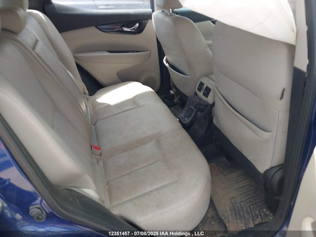 JN1BJ1CR9KW315906 Nissan 2019