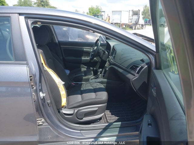 KMHD84LF3HU240659 Hyundai 2017