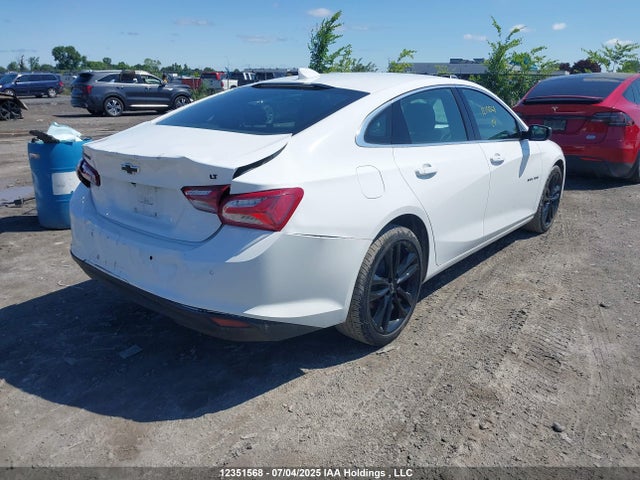 1G1ZD5ST8RF232834 Chevrolet lfv