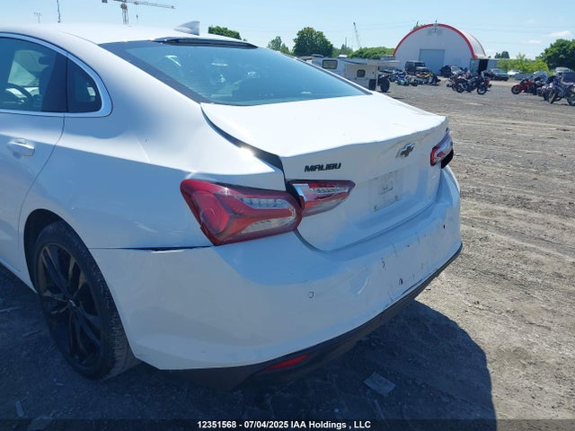 1G1ZD5ST8RF232834 Chevrolet lfv
