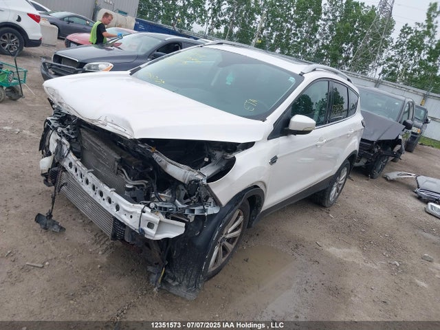 1FMCU0J93HUE60994 Ford 2017
