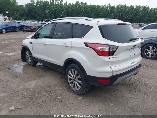 1FMCU0J93HUE60994 Ford 2017