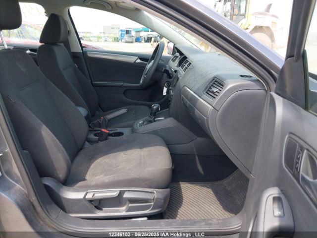 3VW2B7AJ2HM264328 Volkswagen 1.4 tsi