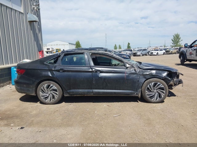 3VWE57BU3KM014813 Volkswagen 1.8 tsi