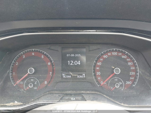 3VWE57BU3KM014813 Volkswagen 1.8 tsi