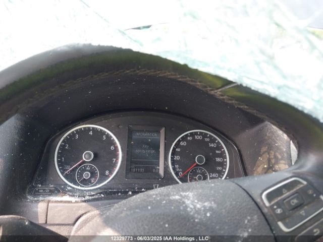 WVGJV7AX4FW502473 Volkswagen 2015