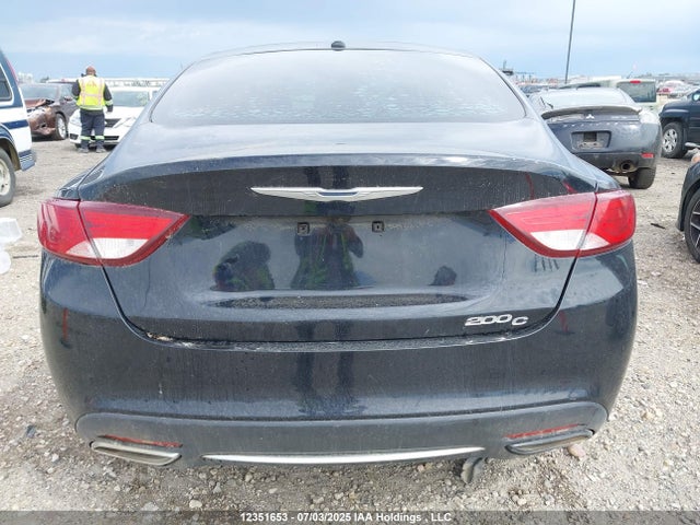 1C3CCCCG9FN513956 Chrysler 2015