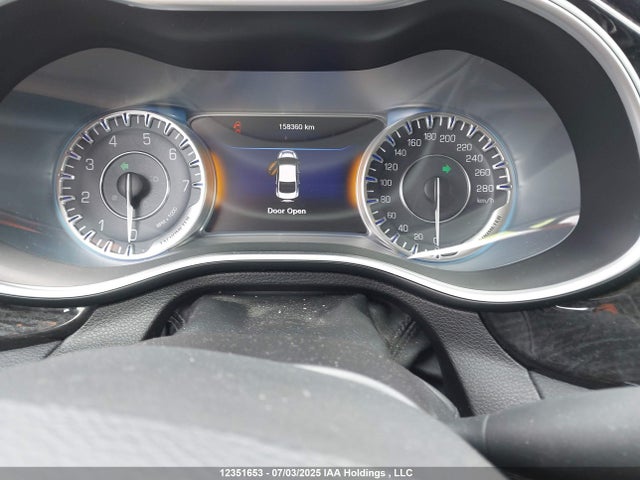 1C3CCCCG9FN513956 Chrysler 2015