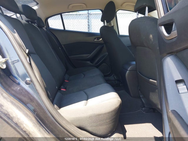 3MZBM1U78FM198503 Mazda pe