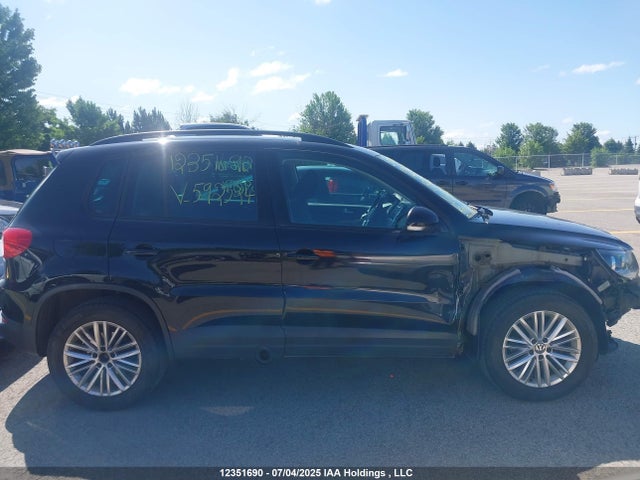WVGJV7AX5FW592524 Volkswagen 2015