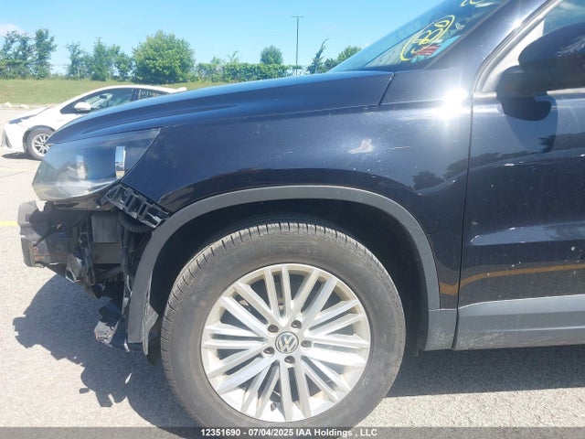 WVGJV7AX5FW592524 Volkswagen 2015