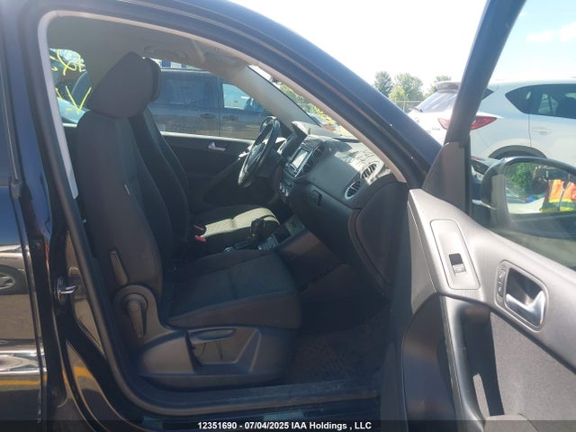 WVGJV7AX5FW592524 Volkswagen 2015
