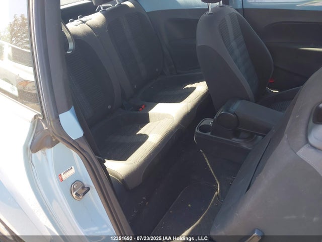 3VWJL7ATXEM624015 Volkswagen Tdi