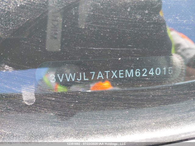 3VWJL7ATXEM624015 Volkswagen Tdi