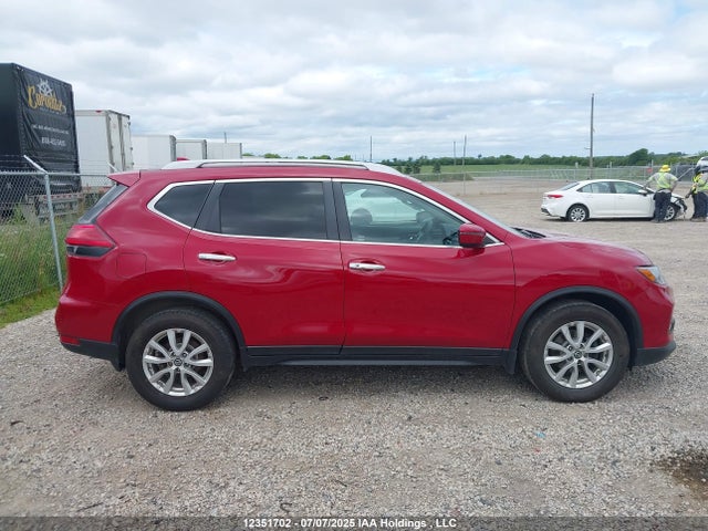 Nissan Rogue 2017 5N1AT2MT7HC846210 Image 13
