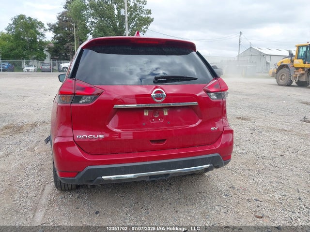 Nissan Rogue 2017 5N1AT2MT7HC846210 Image 16