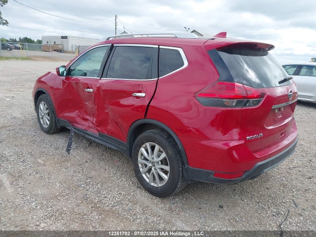 Nissan Rogue 2017 5N1AT2MT7HC846210 Image 3