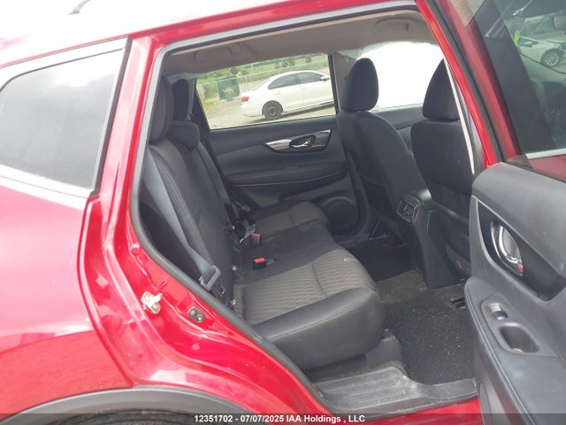 Nissan Rogue 2017 5N1AT2MT7HC846210 Image 8