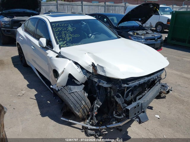 JN1EV7ARXHM839660 Infiniti Q50