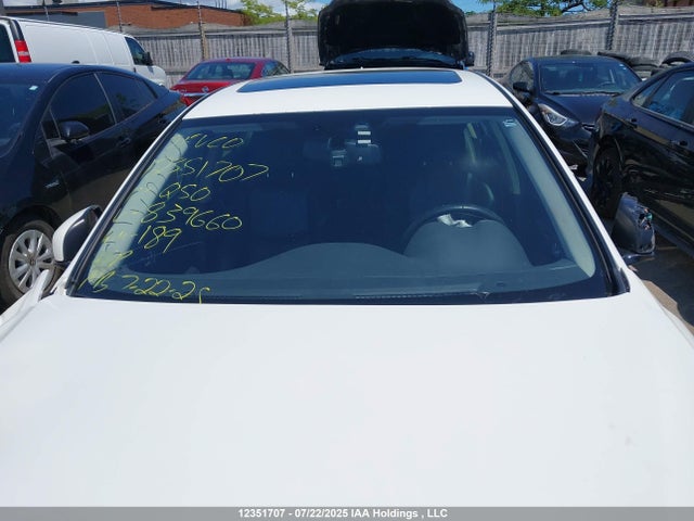 JN1EV7ARXHM839660 Infiniti Q50
