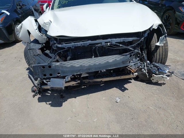 JN1EV7ARXHM839660 Infiniti Q50