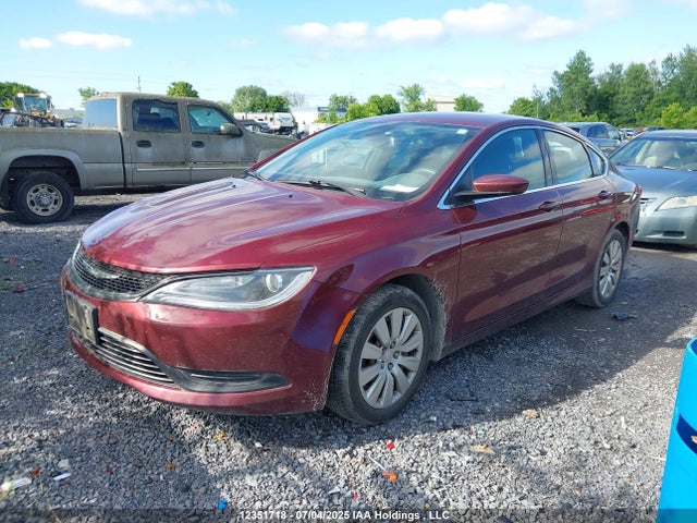 1C3CCCFBXGN177008 Chrysler 2016