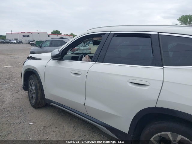 BMW X1 2023 WBX73EF0XP5W07842 Image 30
