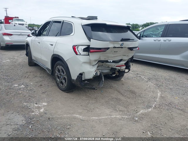 BMW X1 2023 WBX73EF0XP5W07842 Image 20